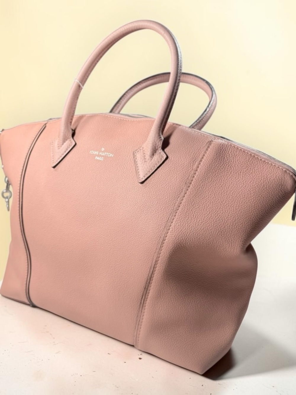 Louis Vuitton Soft Lockit MM Magnolia Pink Leather Bag M94594 w/ Dust Bag Strap